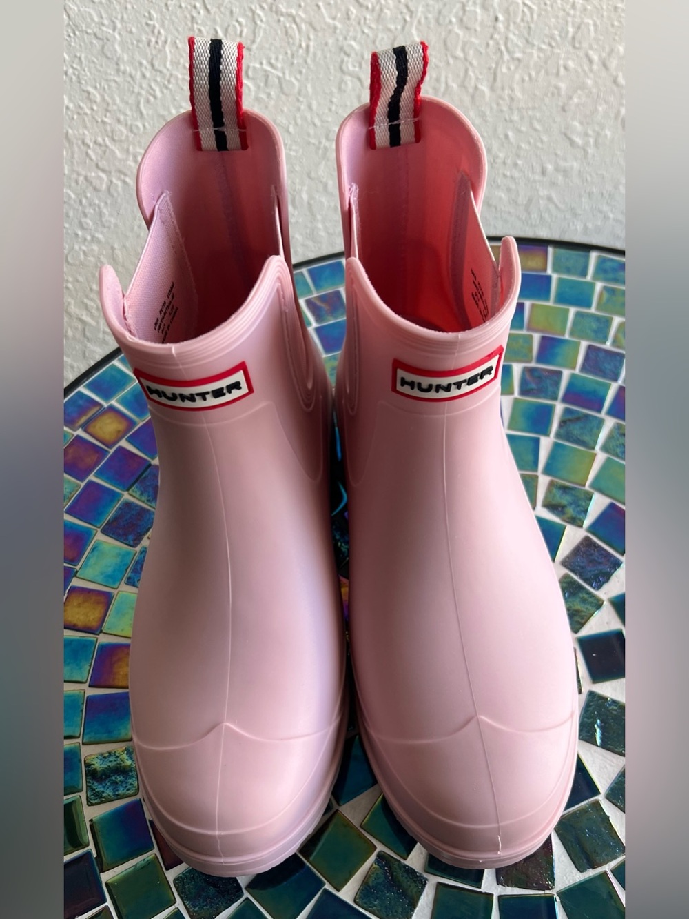 Hunter Women's Light Pink Chelsea Short Rain Boots